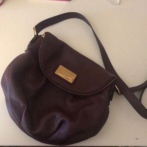 Marc Jacobs maroon cross body bag